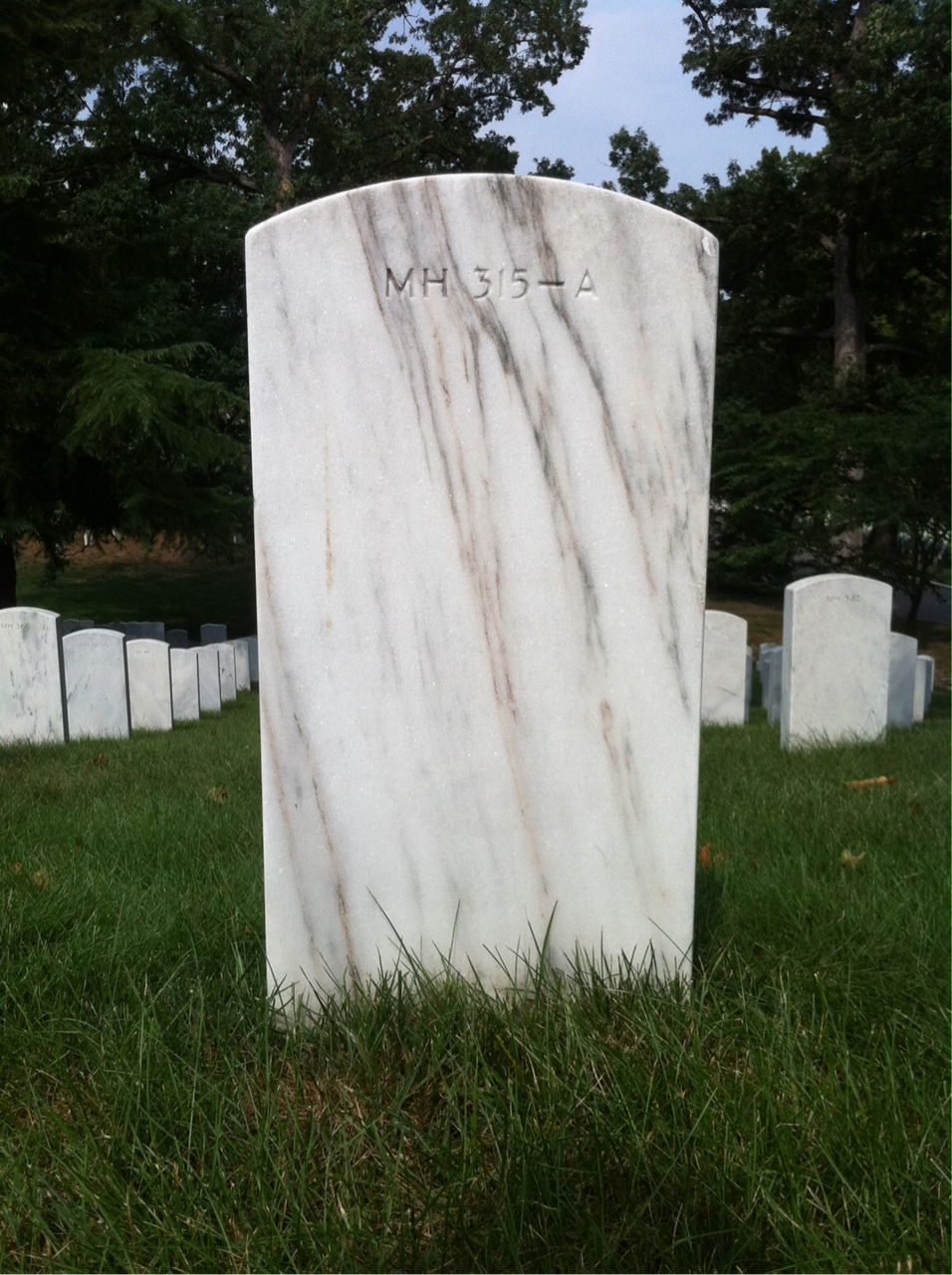 Back of headstone — Aldo Mornati