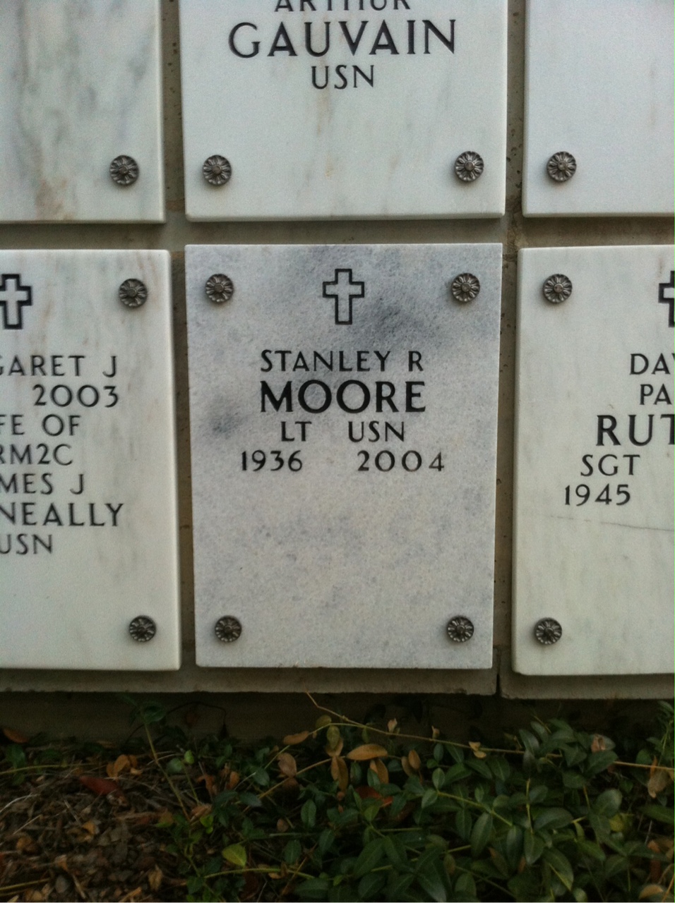 Stanley Moore