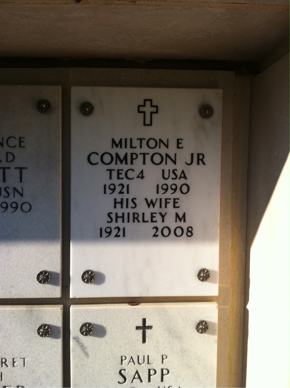 Milton Compton