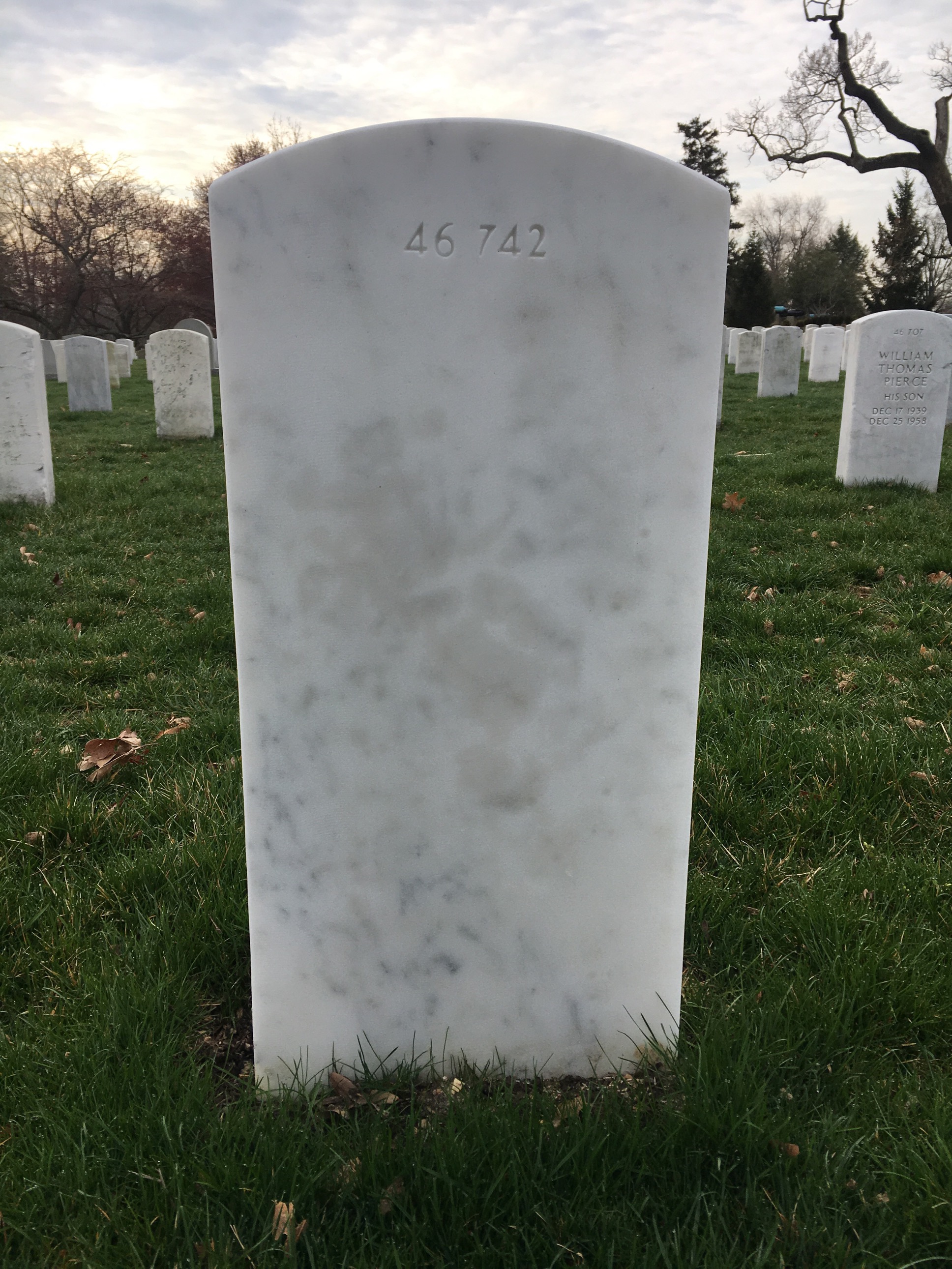 Back of headstone — Marvin Runyon
