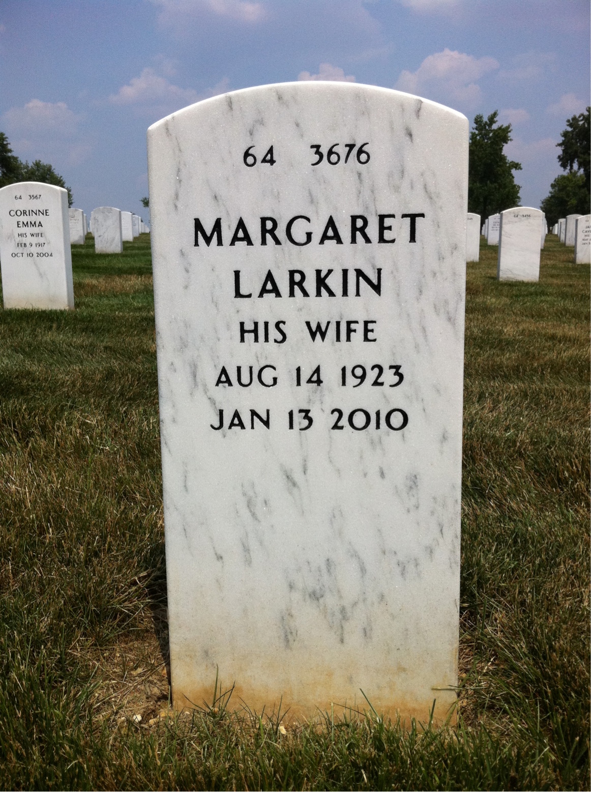 Back of headstone — Stuart Pettingill