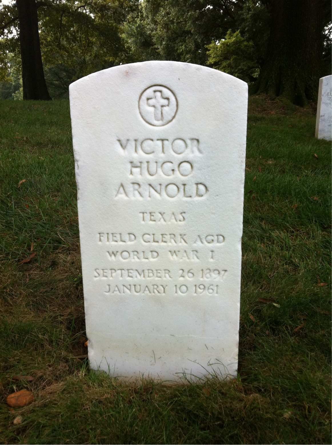 Victor Arnold