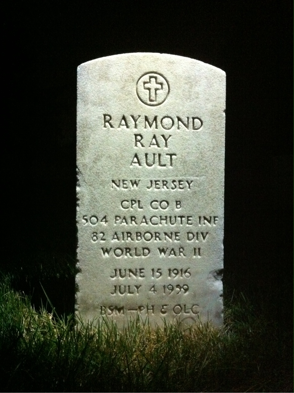 Raymond Ault