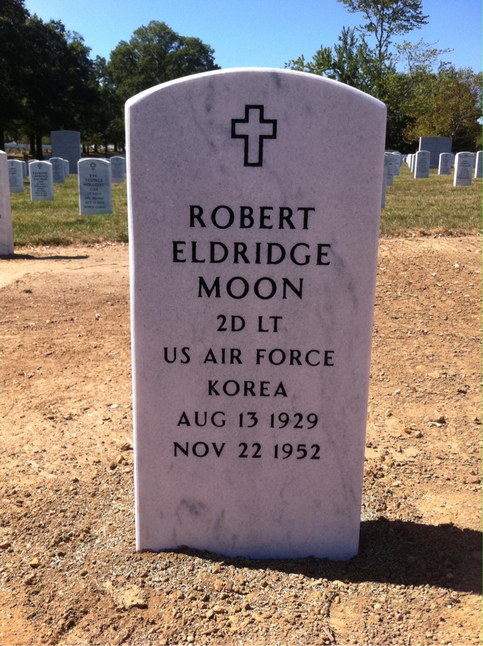 Robert Moon