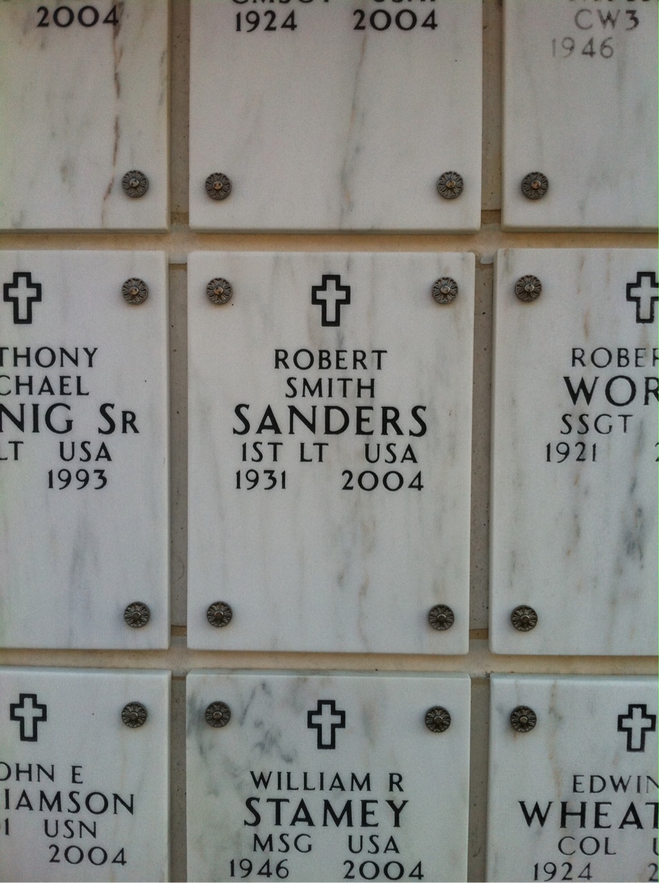 Robert Sanders