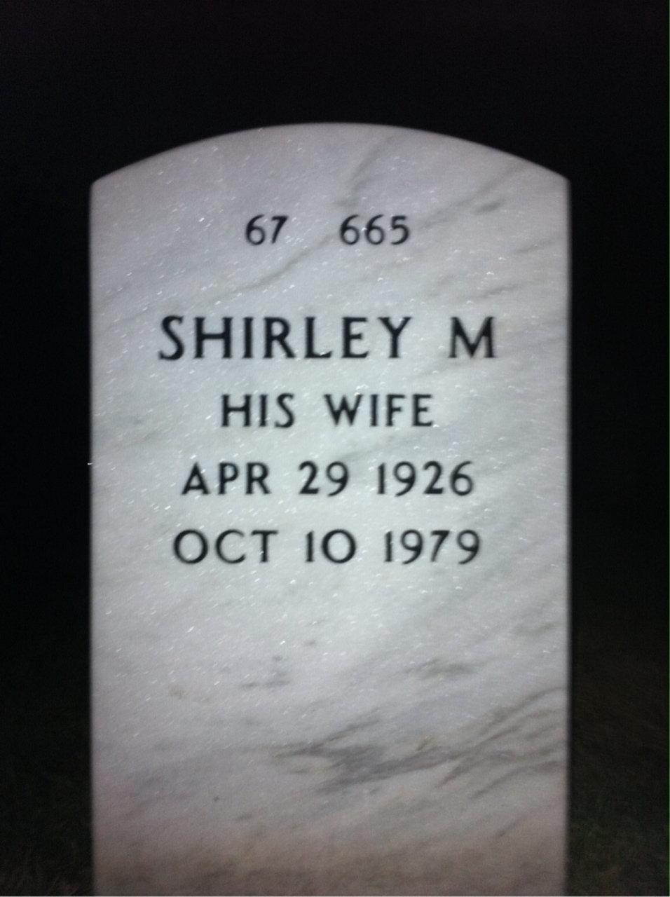 Back of headstone — Glenn Earp