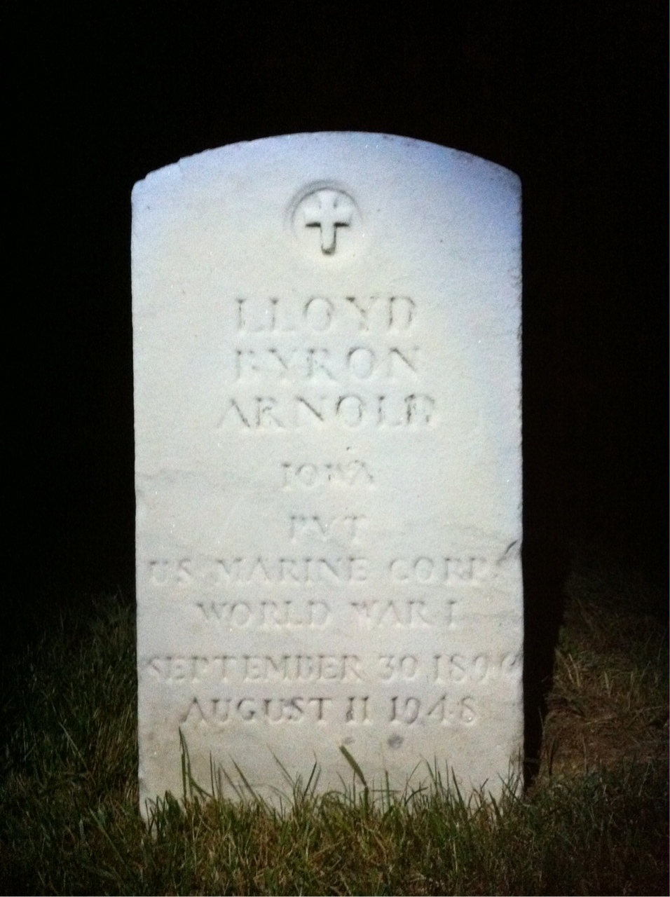 Lloyd Arnold