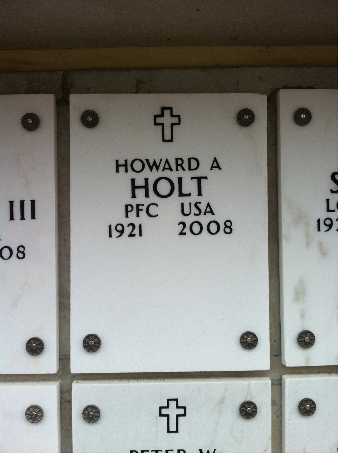 Howard Holt