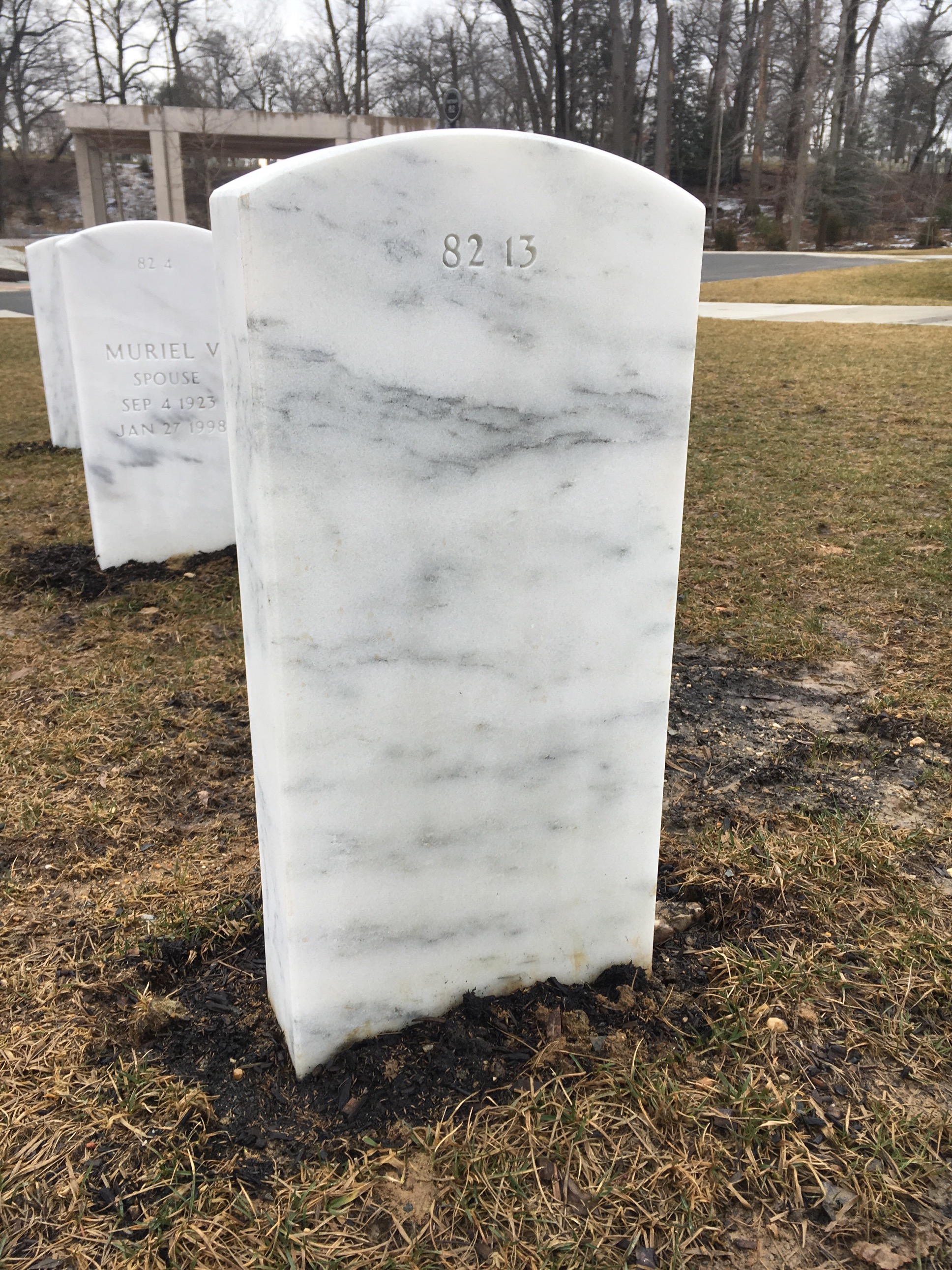 Back of headstone — Tadashi Mouri