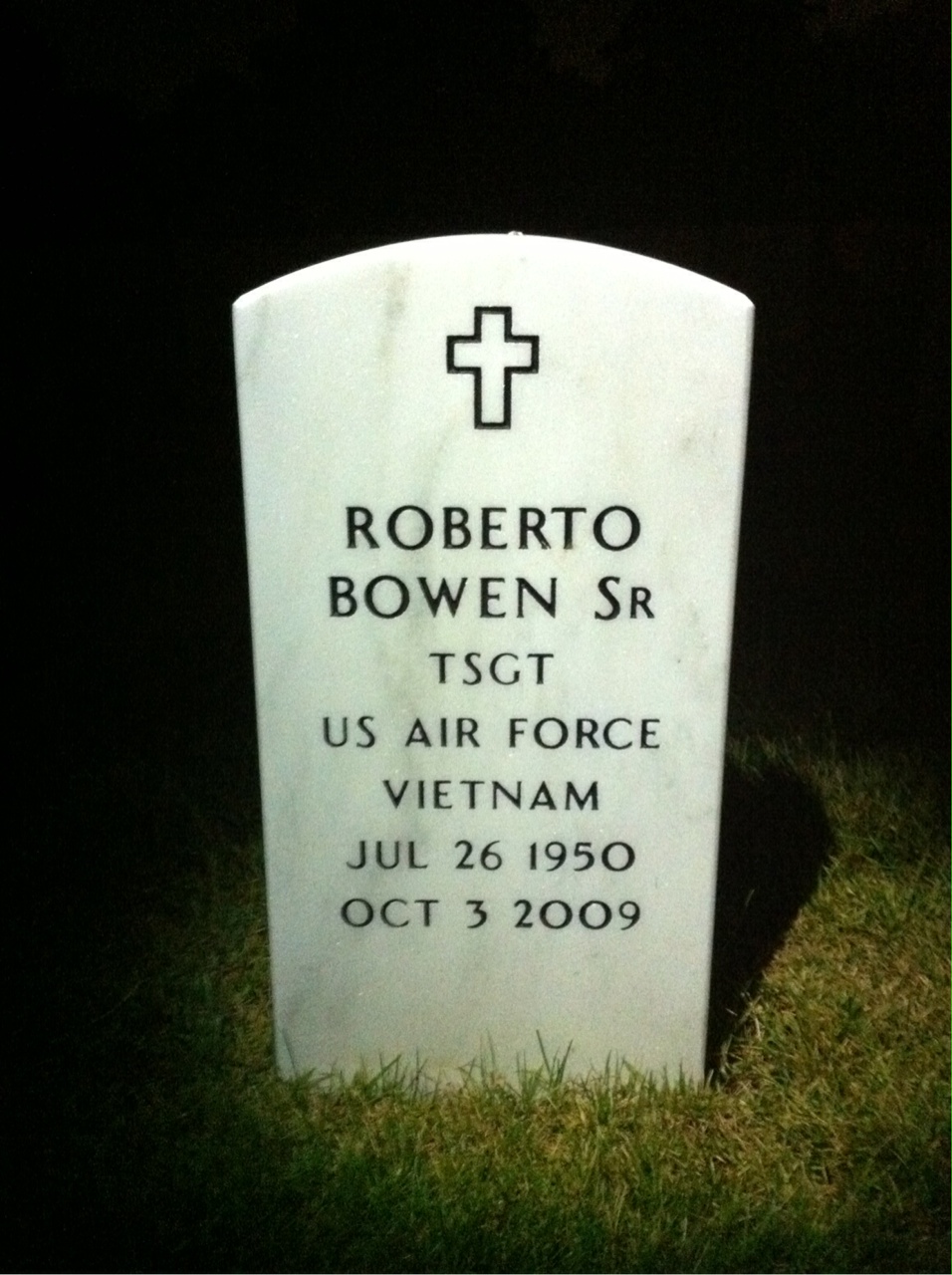 Roberto Bowen