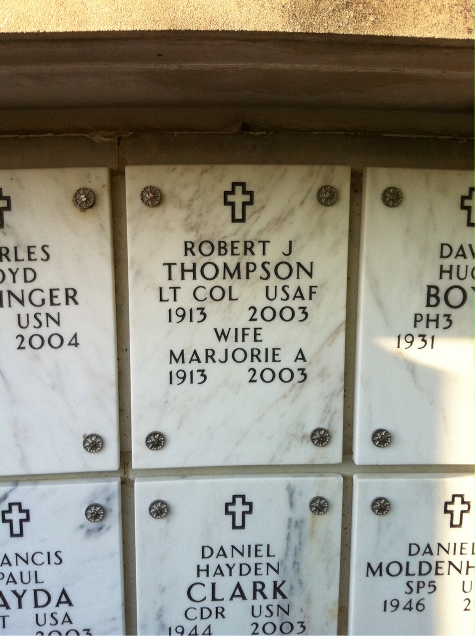 Robert Thompson