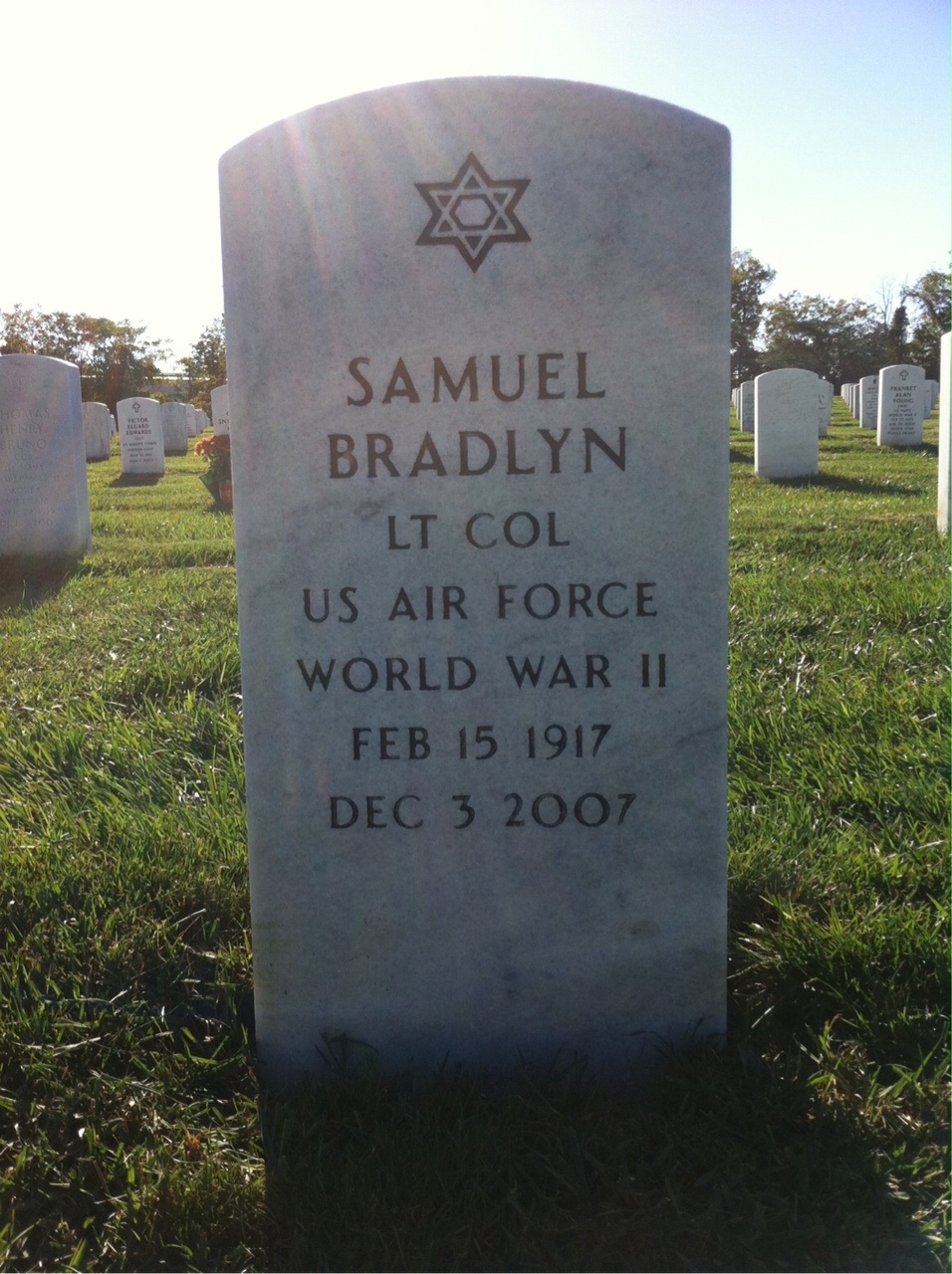 Samuel Bradlyn