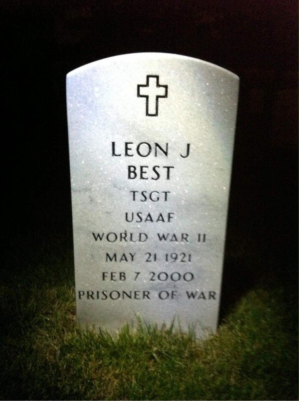 Leon Best
