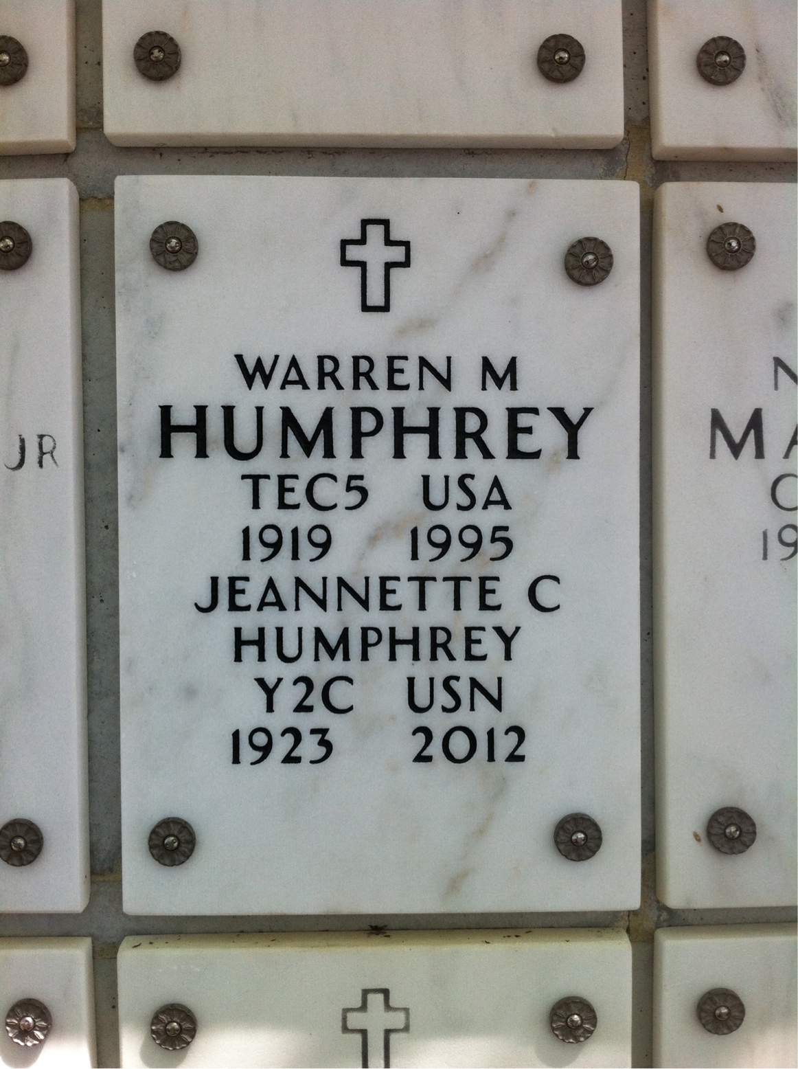 Warren M Humphrey