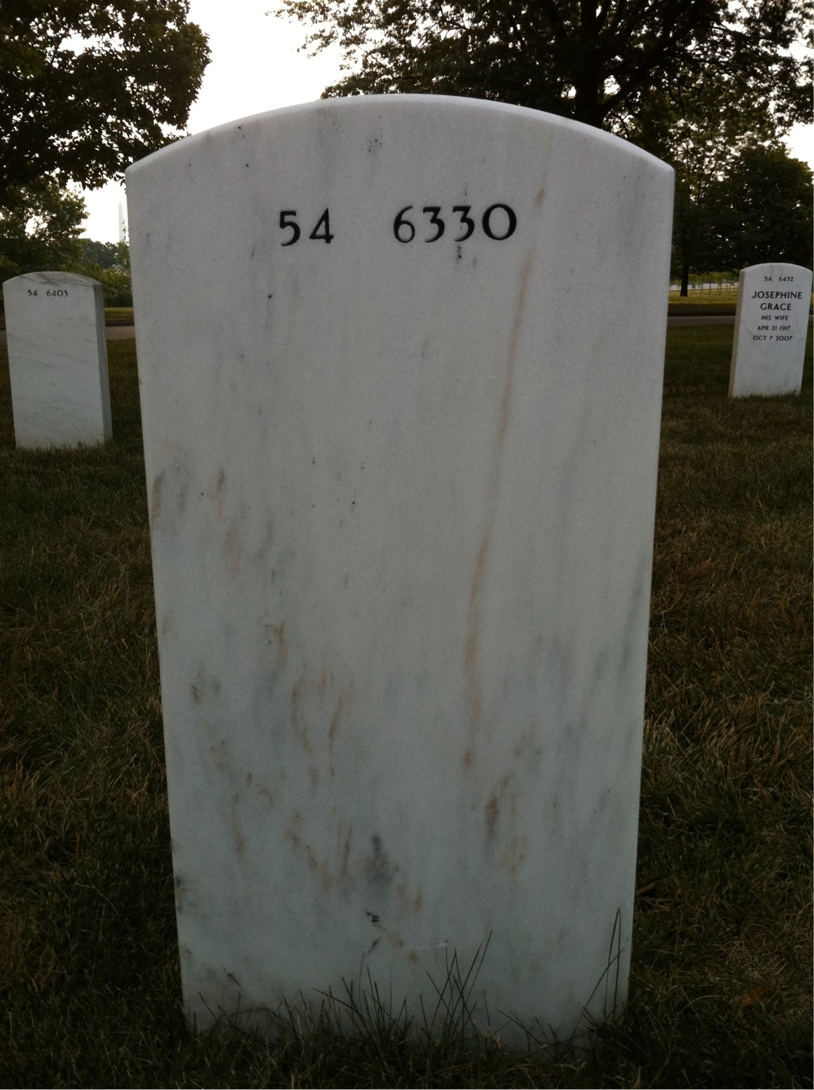 Back of headstone — Ronald Muise