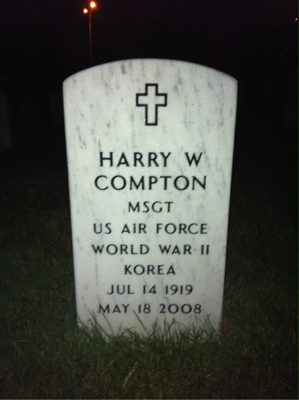 Harry Compton