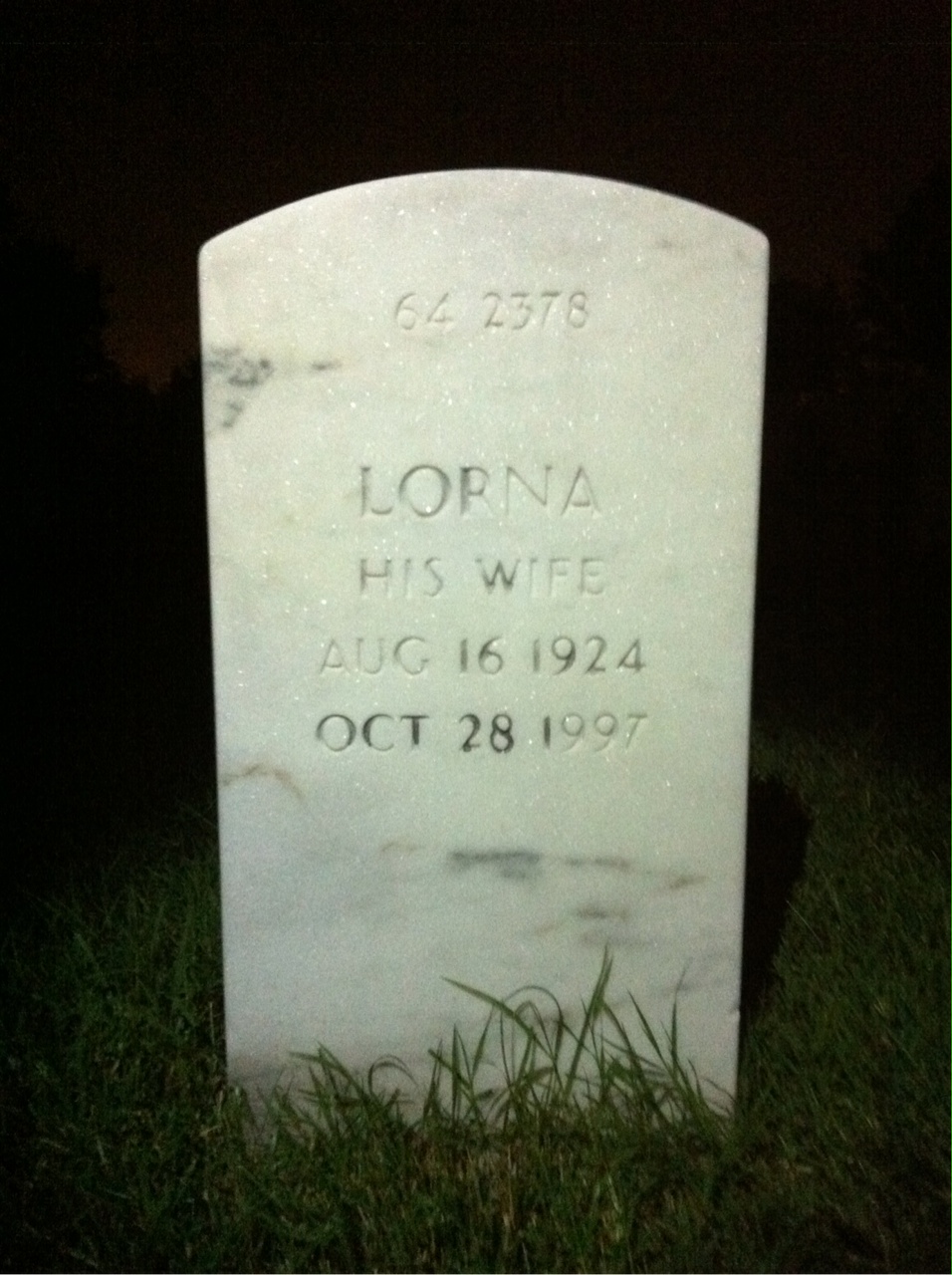 Back of headstone — Derwood Mitchell