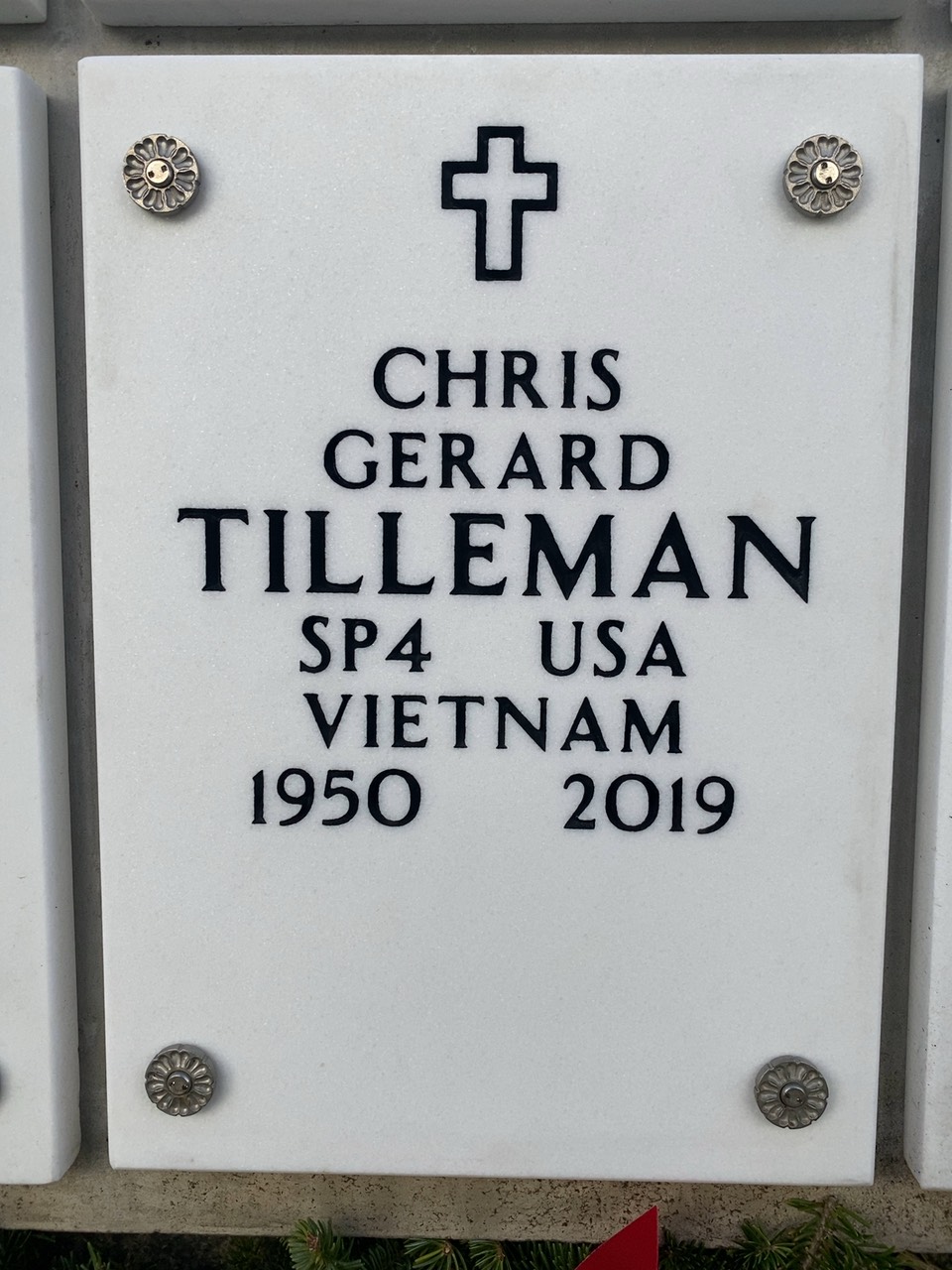 Chris G Tilleman