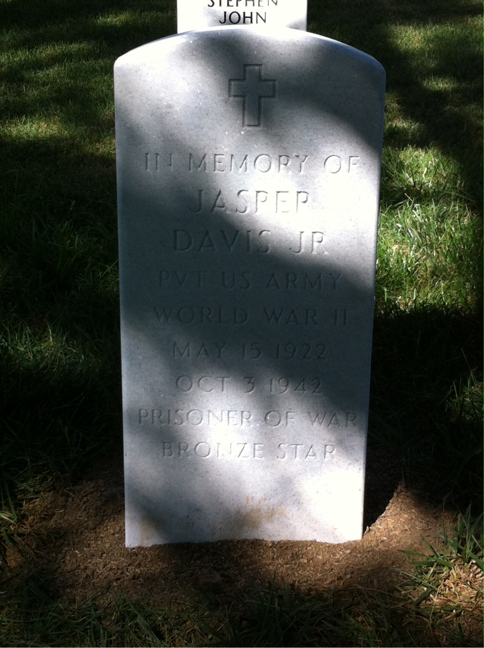 Headstone of Jasper Davis Jr.