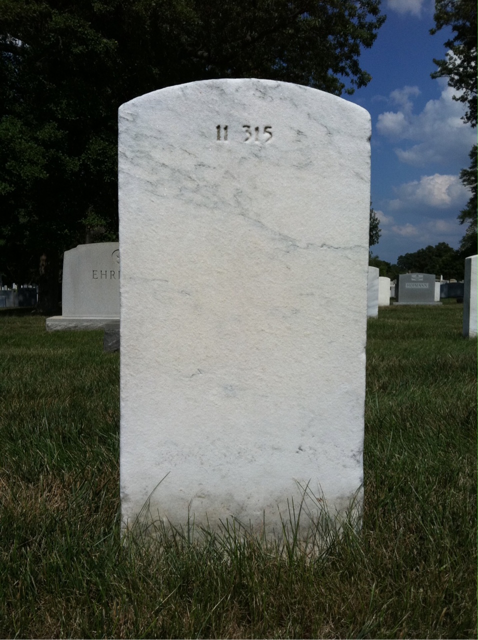 Back of headstone — Darrell Aub