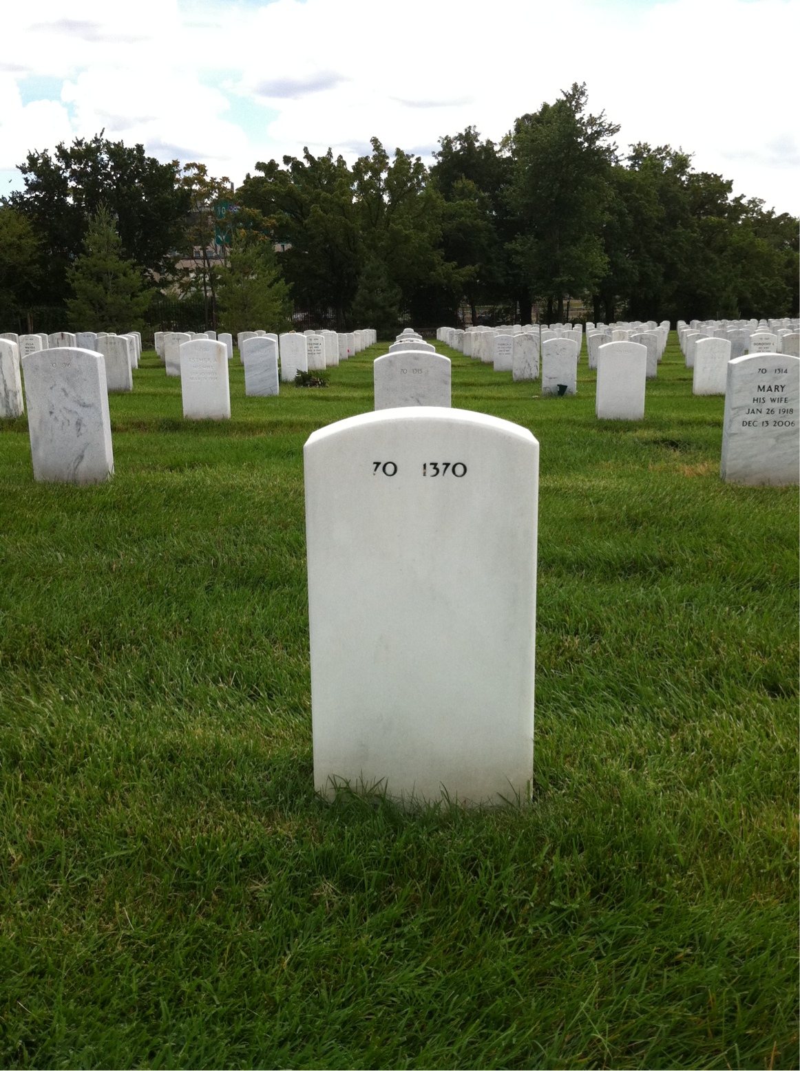 Back of headstone — Billy Morris