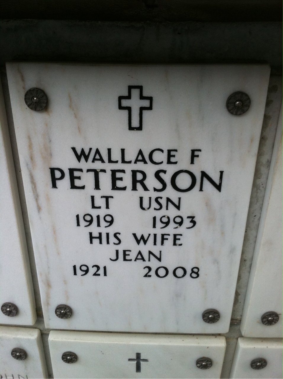 Wallace Peterson