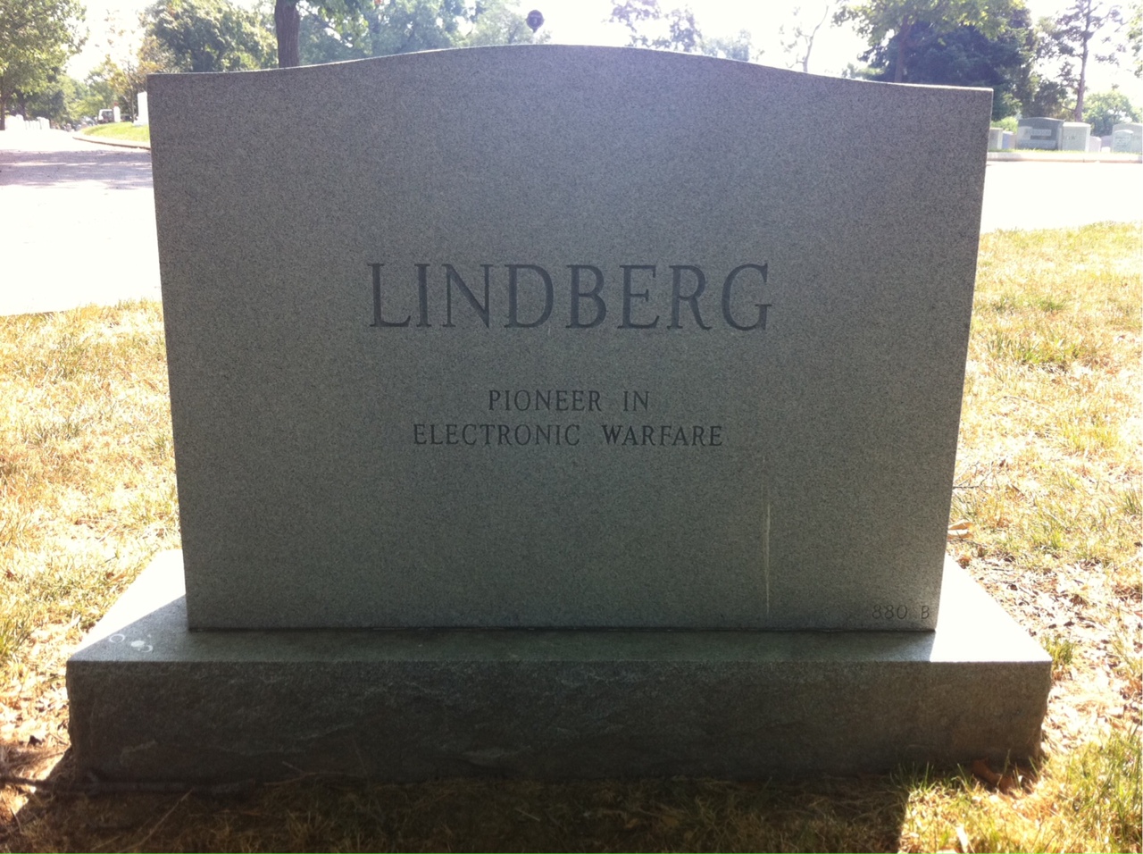Back of headstone — Frank Lindberg