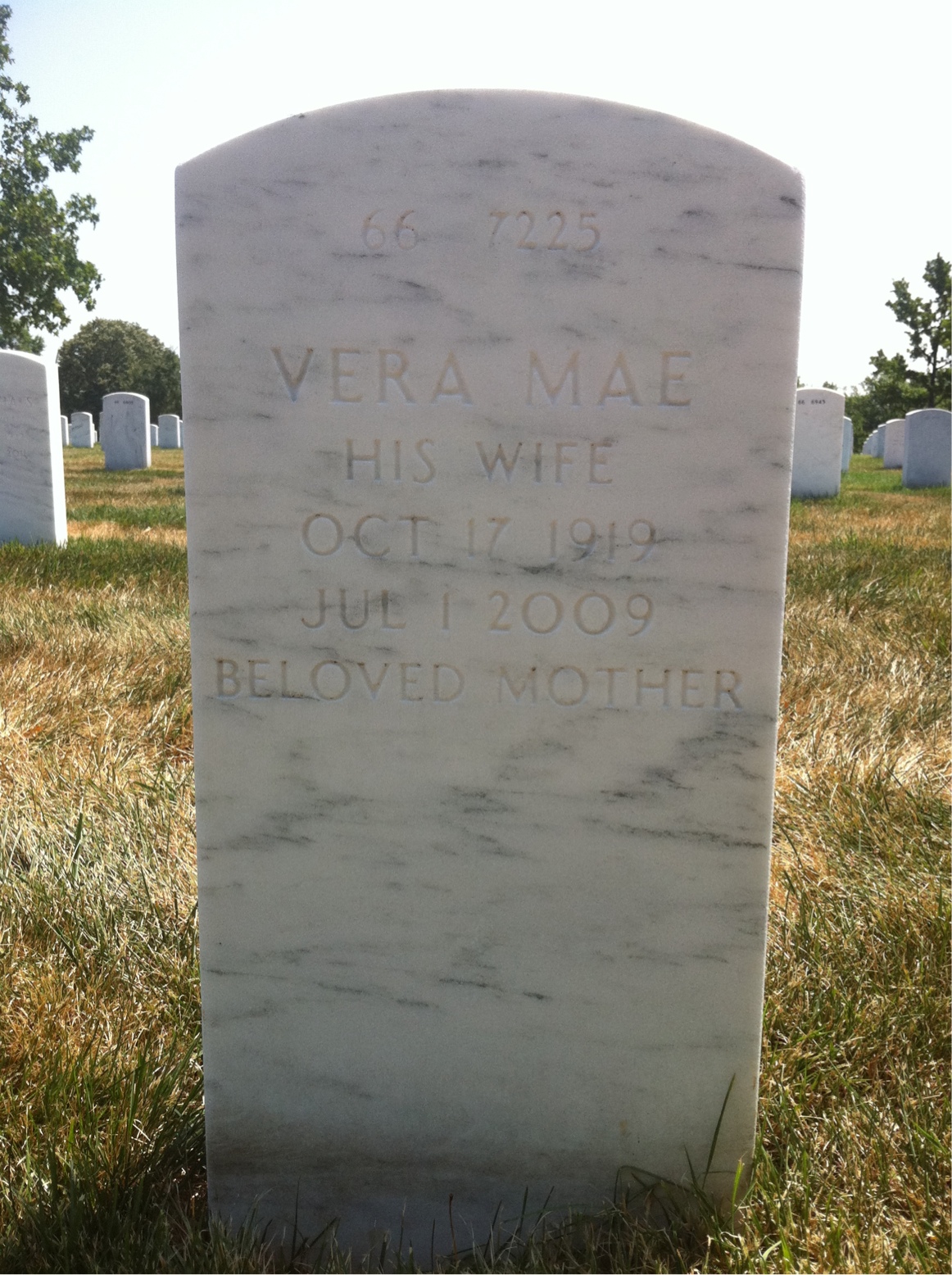 Back of headstone — Stuart Strauss