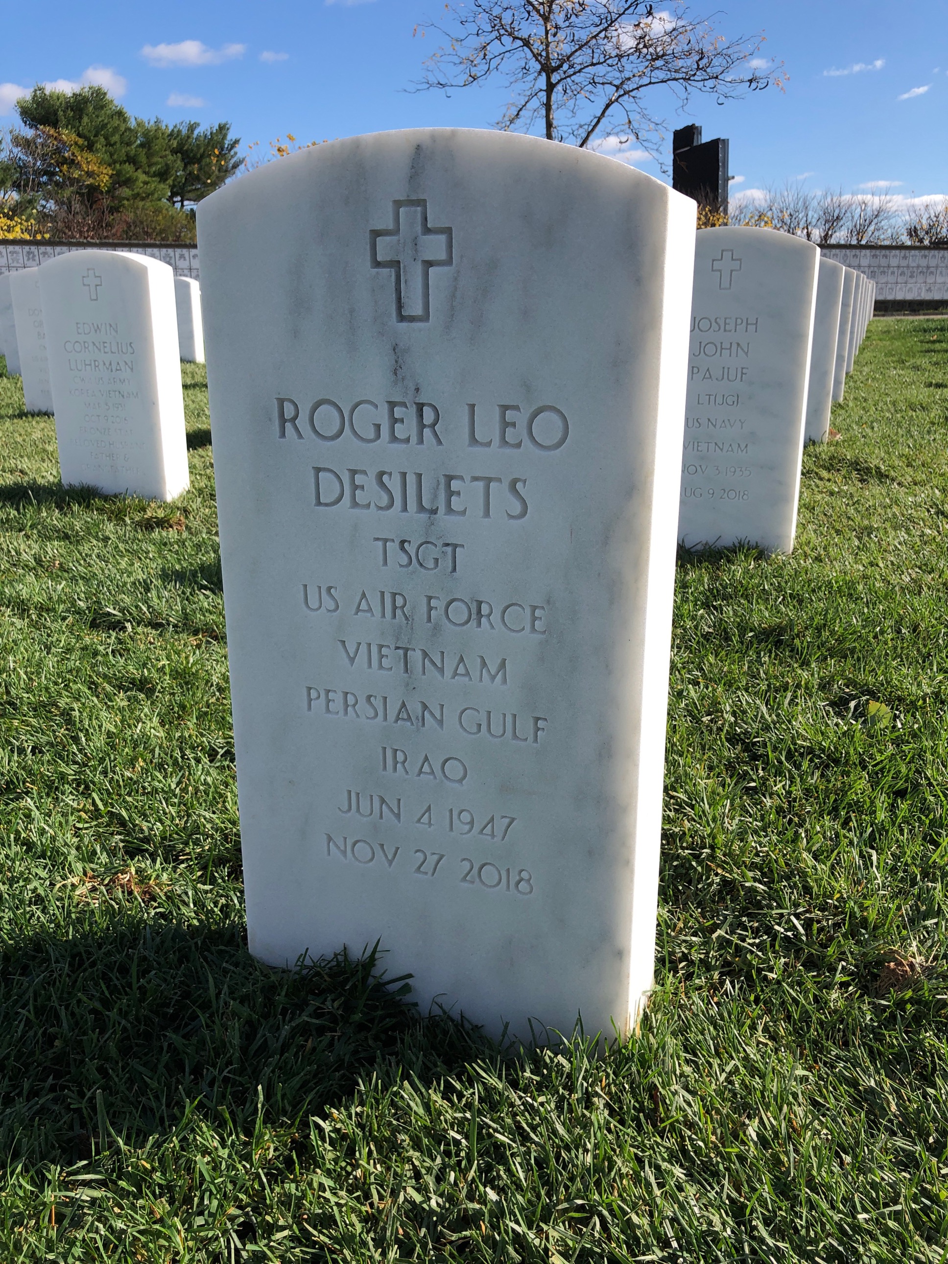 Roger L Desilets