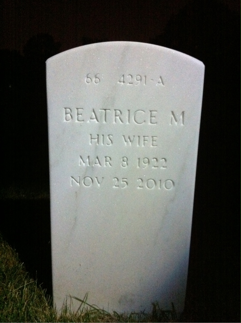 Back of headstone — Maxwell Robbins