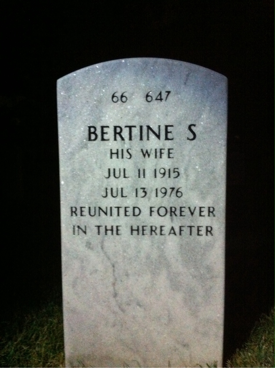 Back of headstone — Gordon Oakland