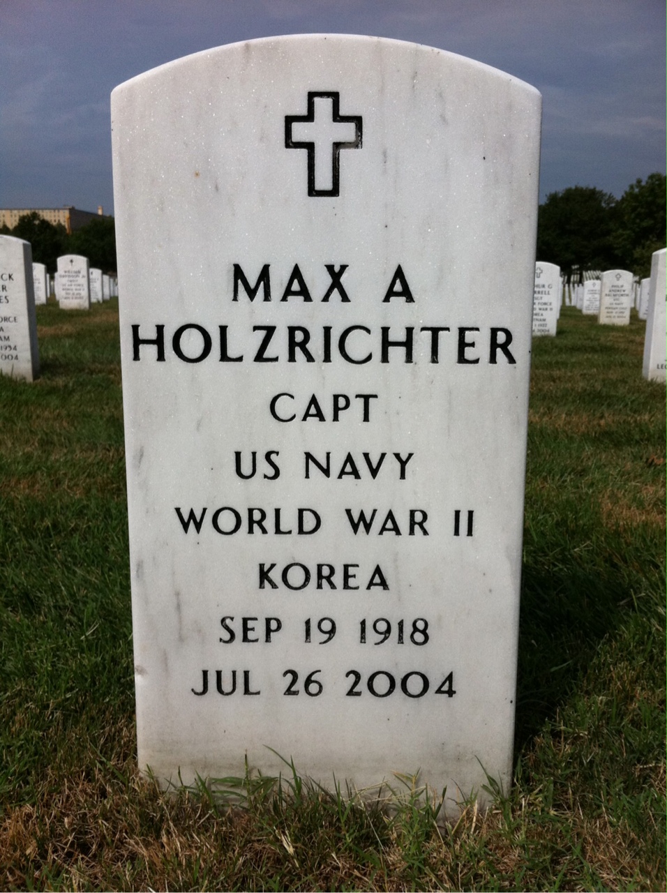 Max Holzrichter