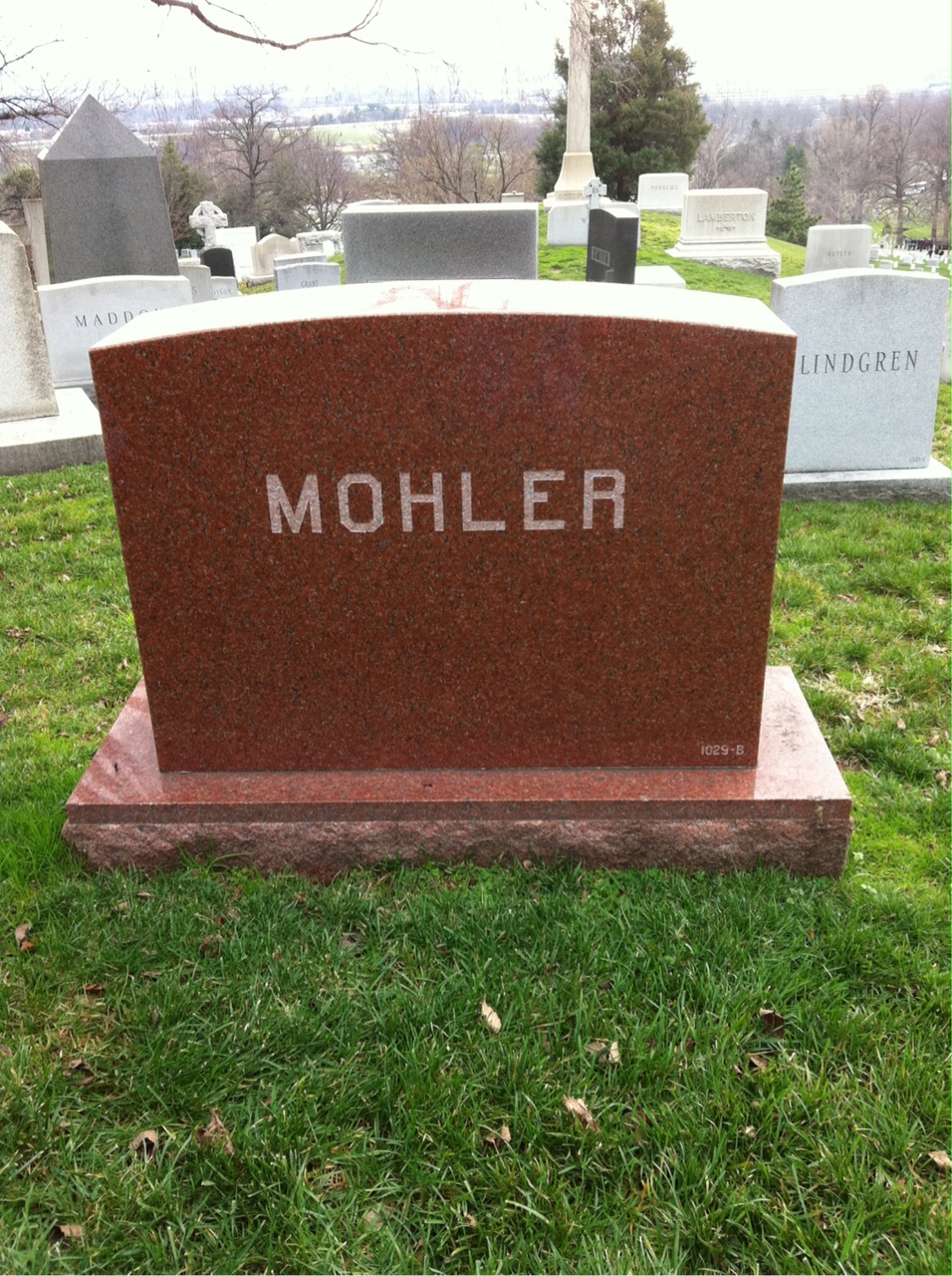 Back of headstone — Doris Mohler