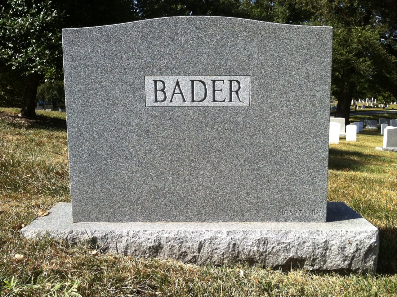 Back of headstone — Earl Bader