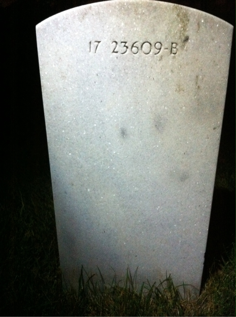 Back of headstone — Dorothy Moeldrup