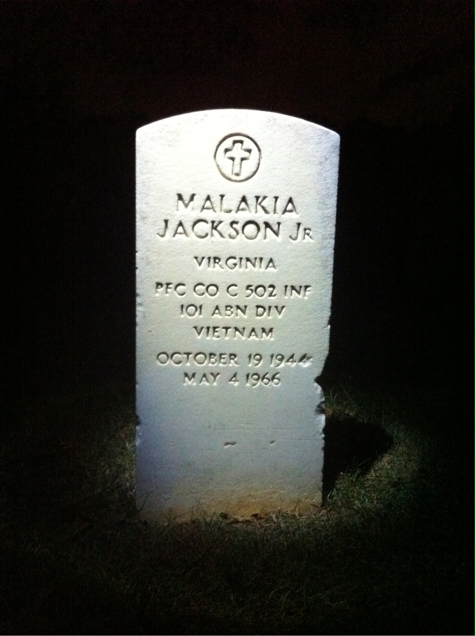 Headstone of Malakia Jackson Jr.