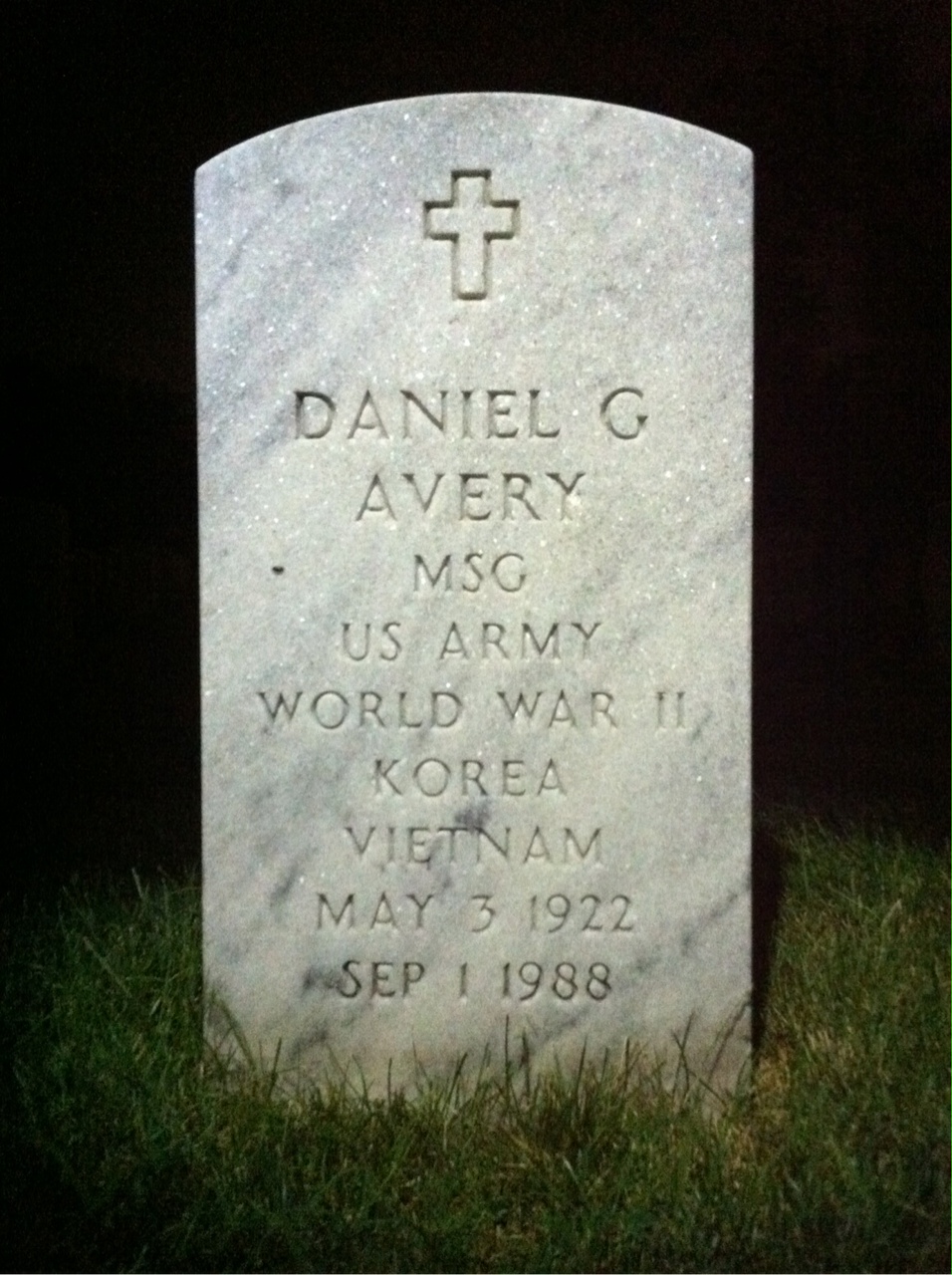 Daniel Avery