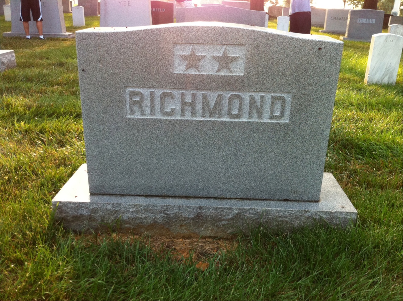 Back of headstone — Luther Richmond