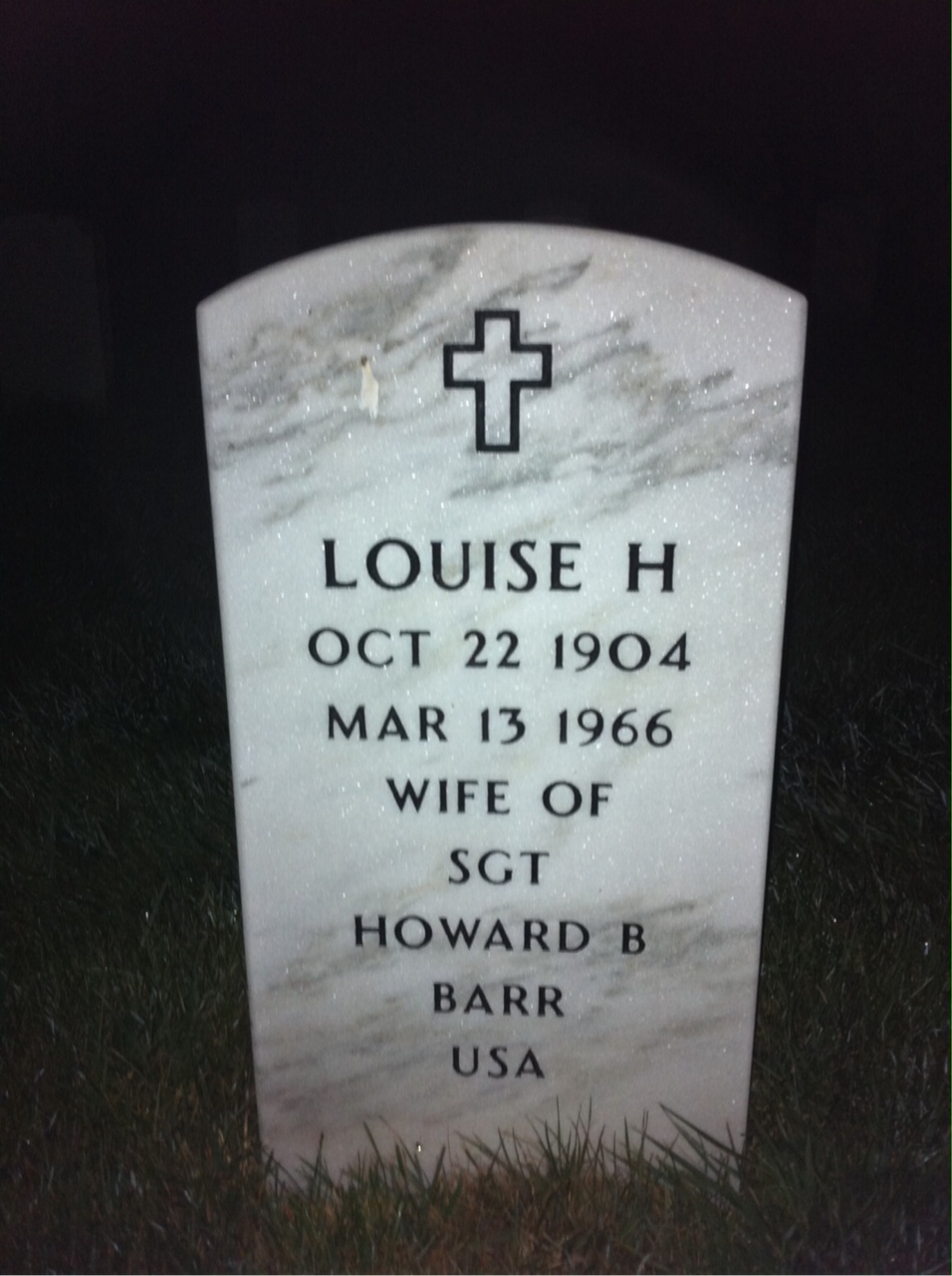 Louise Barr