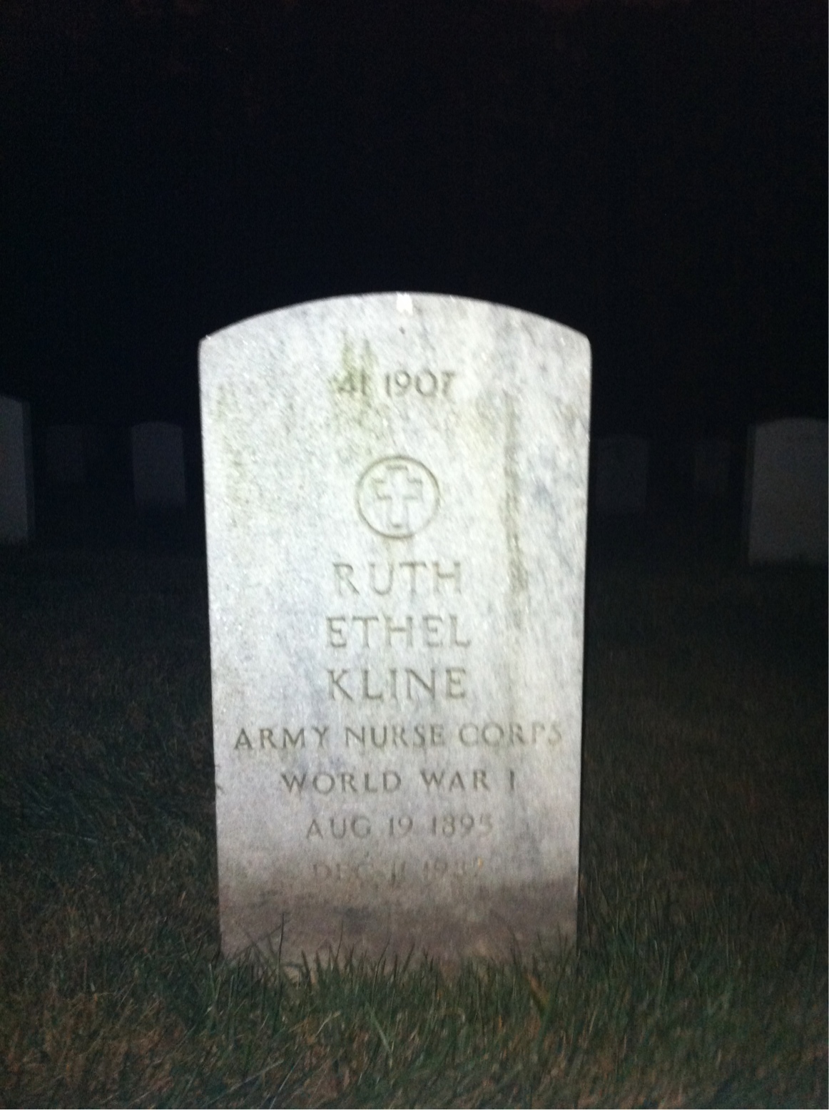 Back of headstone — Ruth E Kline