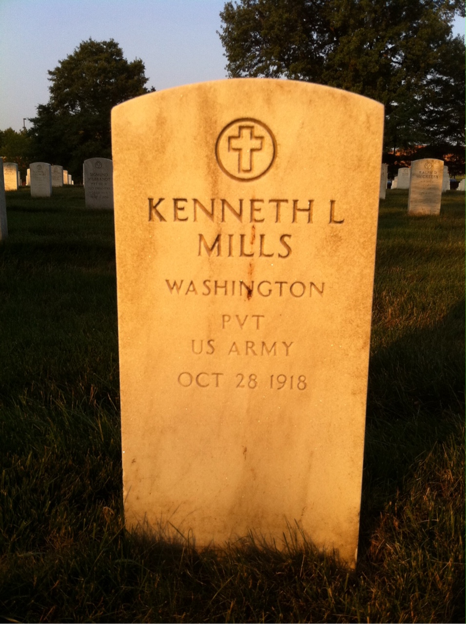 Kenneth Mills