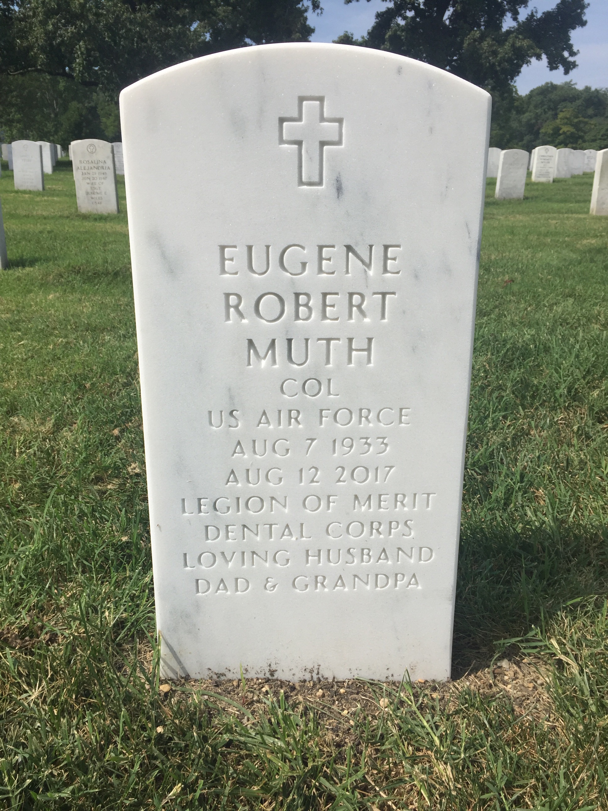 Eugene Muth