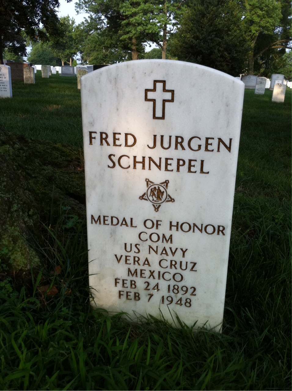 Headstone of Fred Schnepel