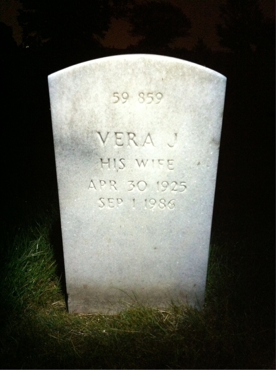 Back of headstone — R Breesman