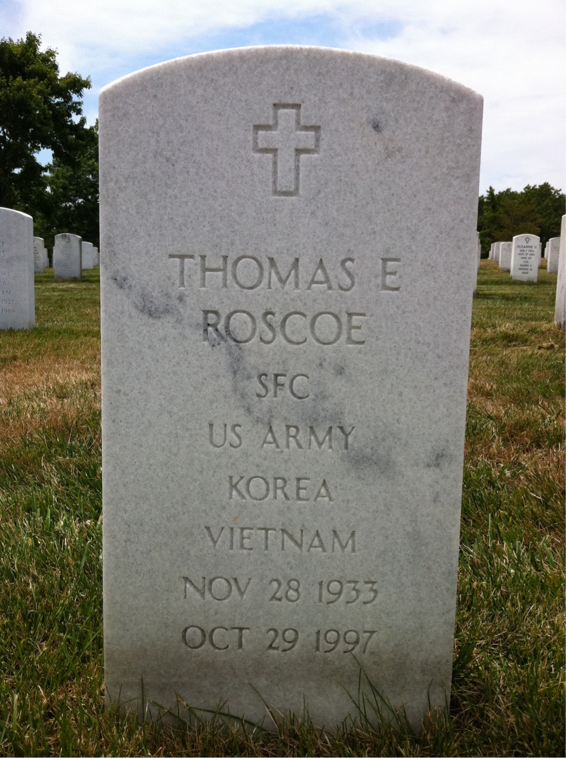 Thomas E Roscoe