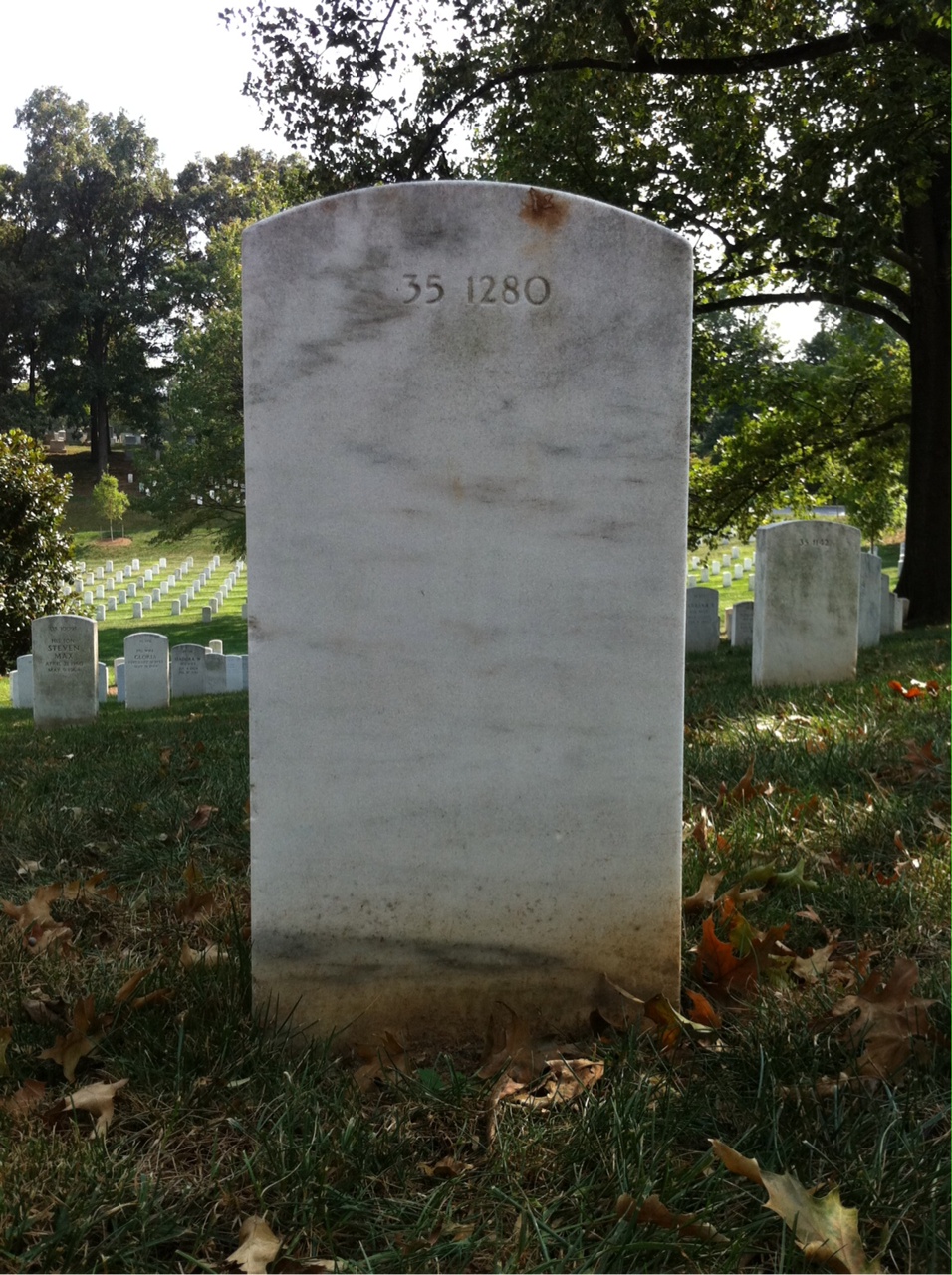 Back of headstone — Glenn Breedlove