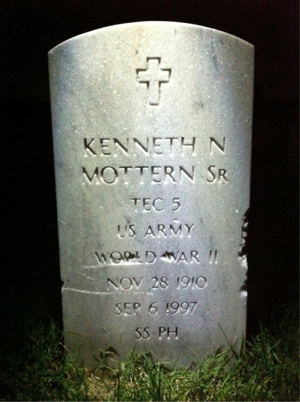 Kenneth Mottern