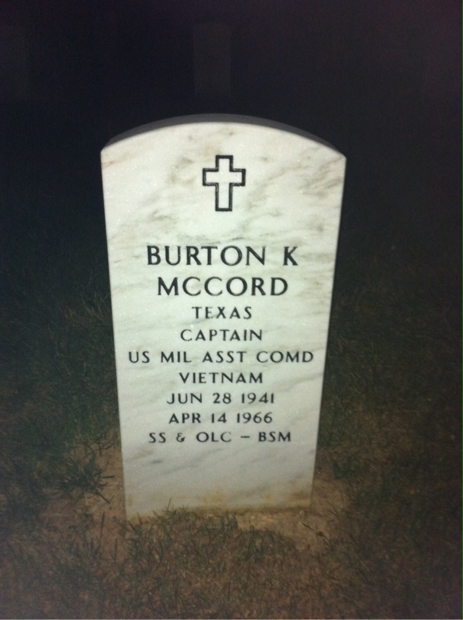 Headstone of Burton Kyle McCord