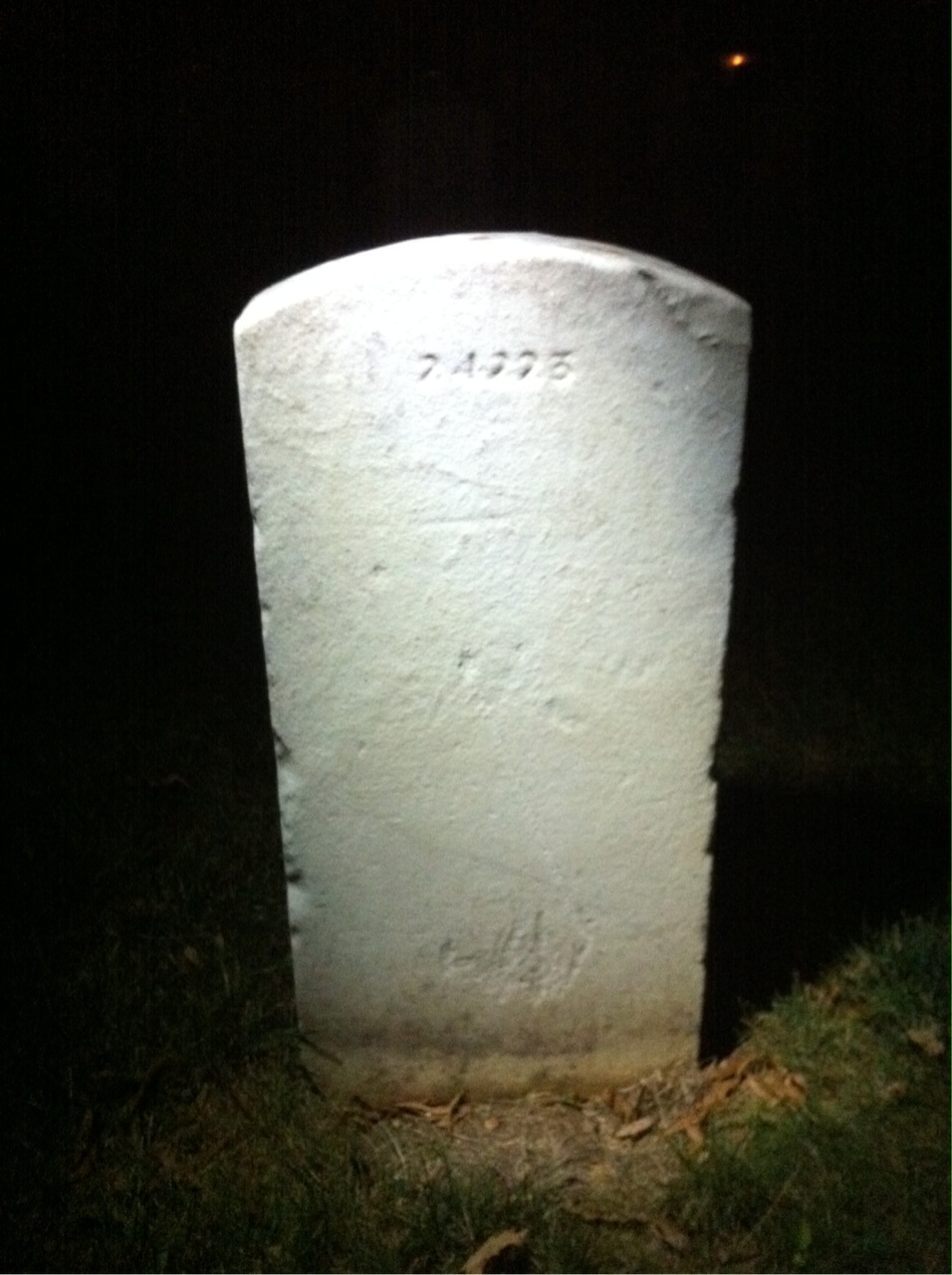 Back of headstone — Larry Bailey