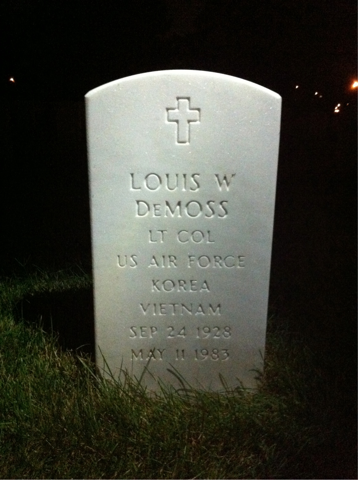 Louis Demoss